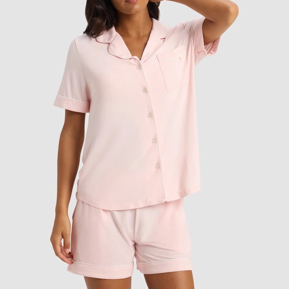 Cozy Earth Pink Bamboo Pajama Set (Top + Shorts) NWT Size M